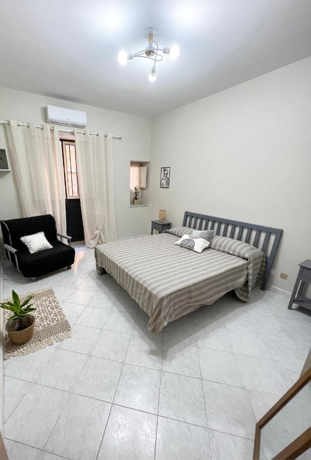 הוילה מונריאלה La Casa Di Angela מראה חיצוני תמונה